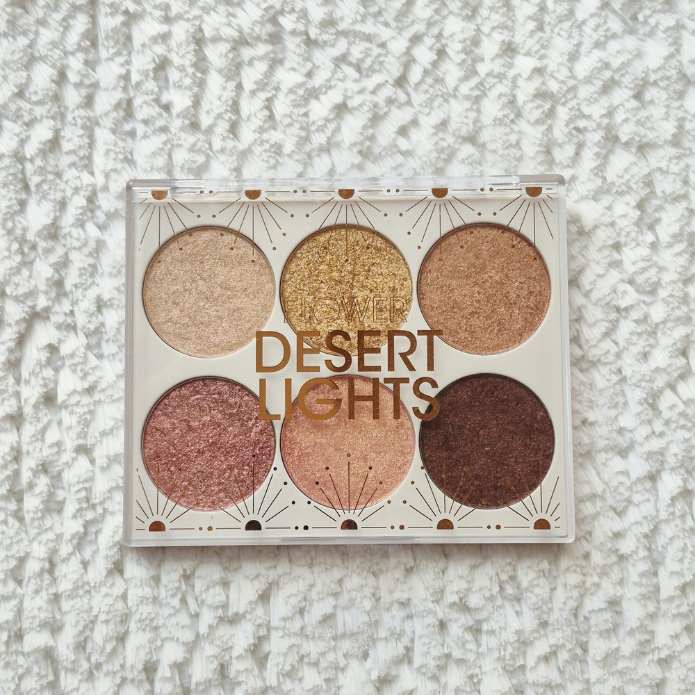 Flower Beauty Jungle Lights Shadow Palette